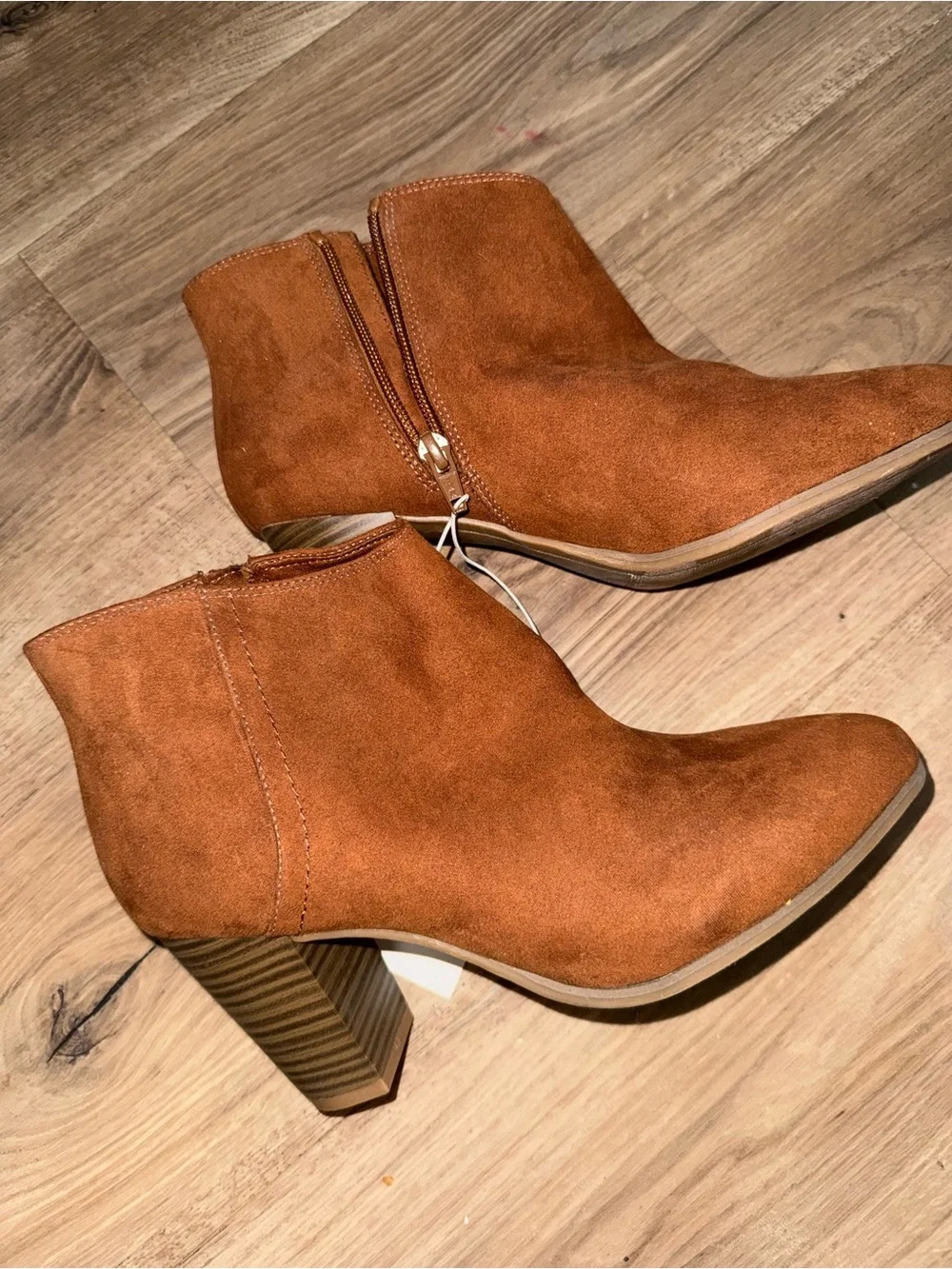 Old navy camel colored boots